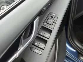 Kia Niro (2022) thumbnail 25