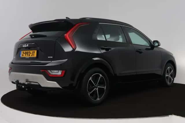 Kia Niro (2023) thumbnail 2