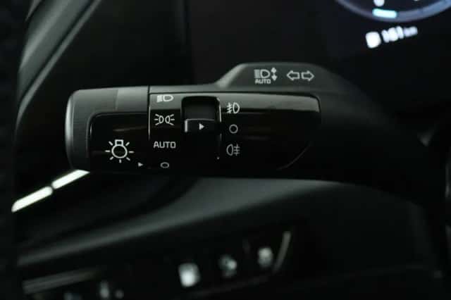 Kia Niro (2023) thumbnail 6