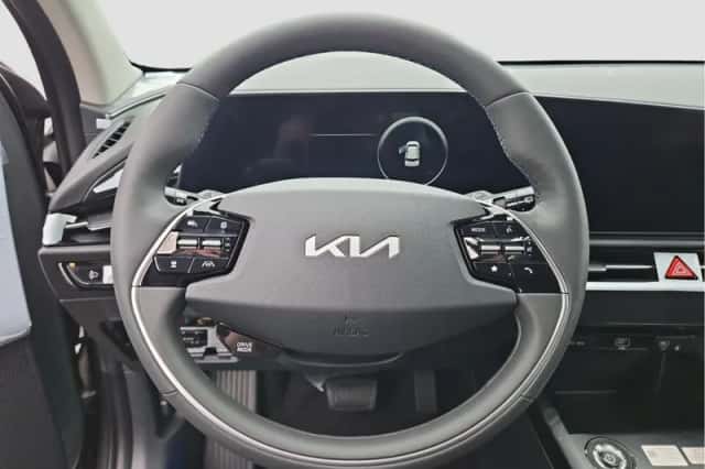 Kia Niro_EV (2025) thumbnail 4