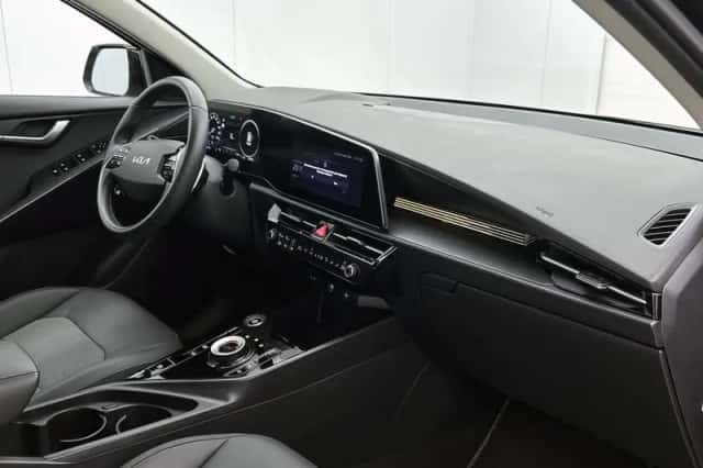 Kia Niro_EV (2024) thumbnail 6
