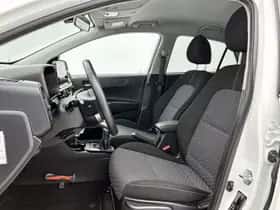 Kia Picanto (2024) thumbnail 16