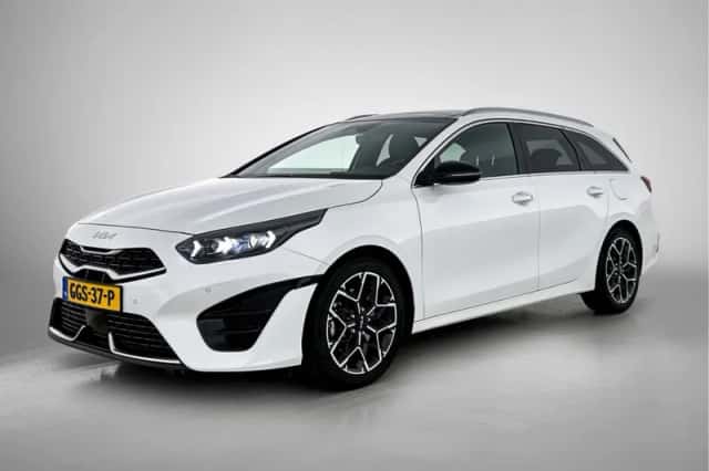 Kia Ceed_Sportswagon (2024) thumbnail 1