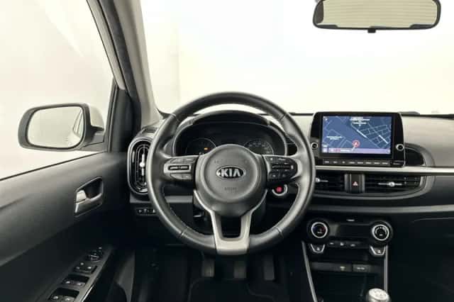 Kia Picanto (2021) thumbnail 5