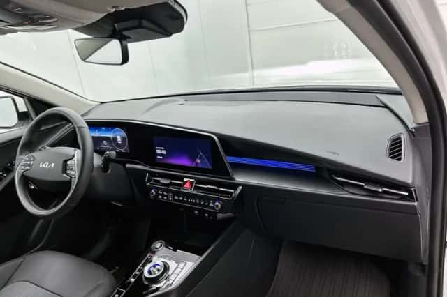 Kia Niro (2025) thumbnail 6
