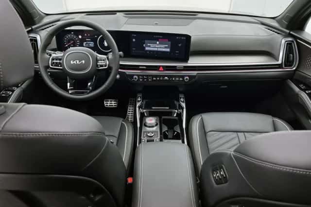 Kia Sorento (2025) thumbnail 5