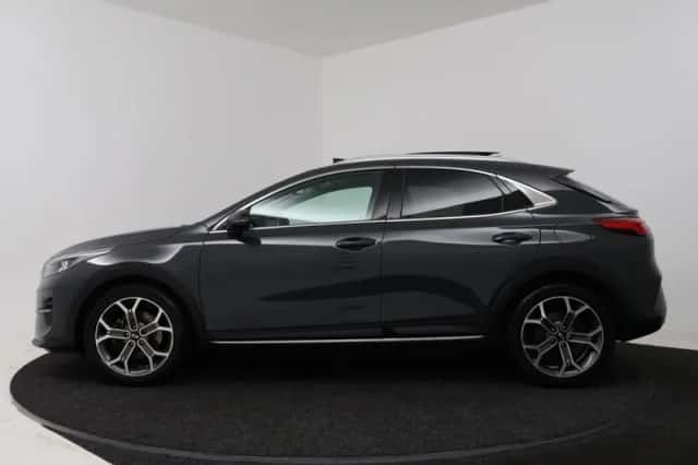 Kia XCeed (2021) thumbnail 3