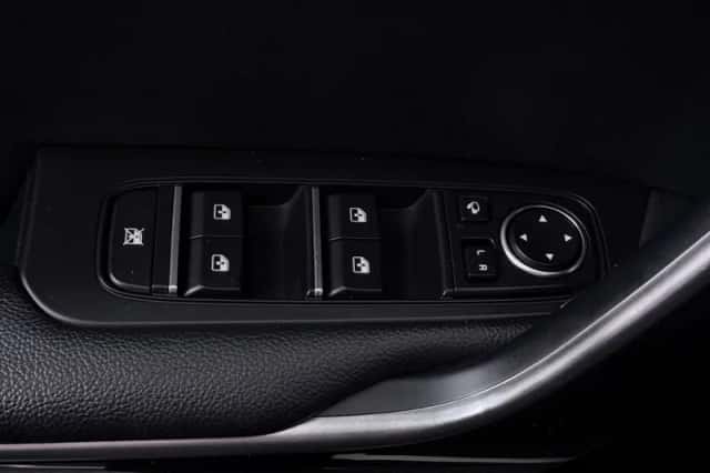 Kia XCeed (2021) thumbnail 4