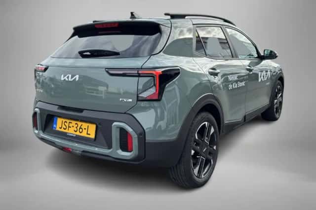 Kia Stonic (2025) thumbnail 5