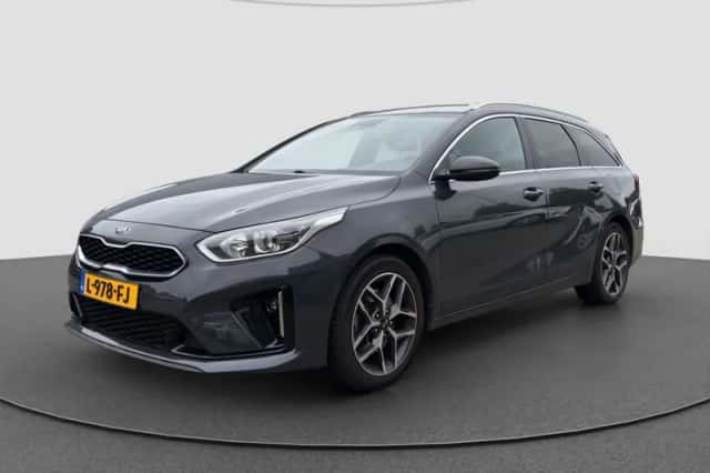 Kia Ceed_Sportswagon (2021) thumbnail 1