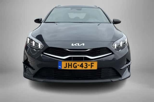 Kia Ceed_Sportswagon (2025) thumbnail 2