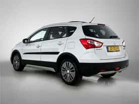 Suzuki S-Cross (2016) thumbnail 12