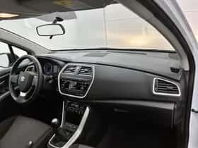 Suzuki S-Cross (2016) thumbnail 6