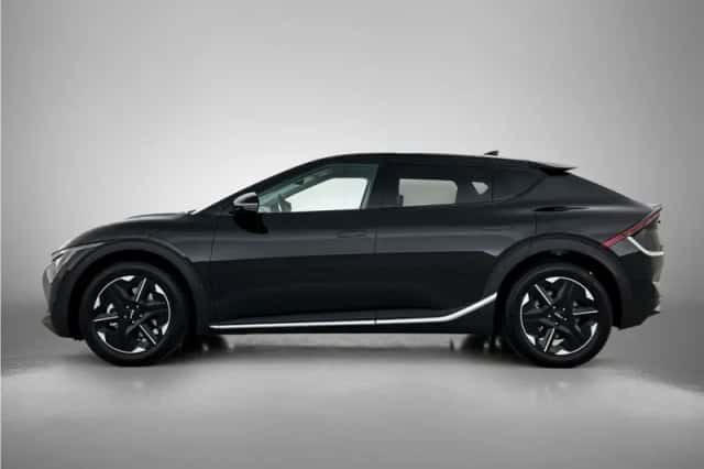 Kia EV6 (2025) thumbnail 3