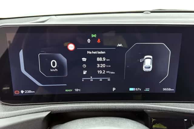 Kia EV6 (2025) thumbnail 5