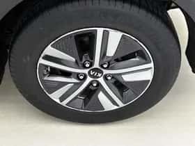 Kia Niro (2021) thumbnail 23