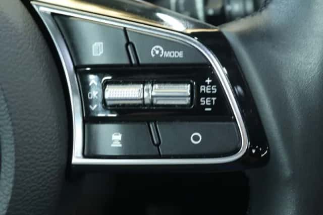 Kia XCeed (2021) thumbnail 6