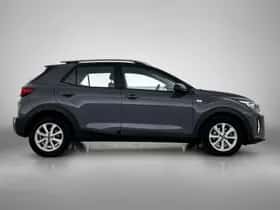 Kia Stonic (2021) thumbnail 11