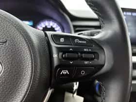 Kia Stonic (2021) thumbnail 14