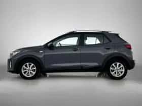 Kia Stonic (2021) thumbnail 4