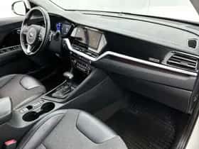 Kia Niro (2021) thumbnail 6