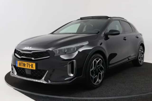 Kia XCeed (2025) thumbnail 1