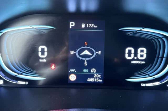 Kia Stonic (2025) thumbnail 4