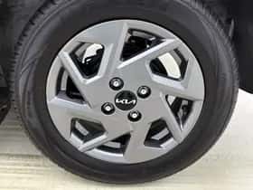 Kia Picanto (2024) thumbnail 23