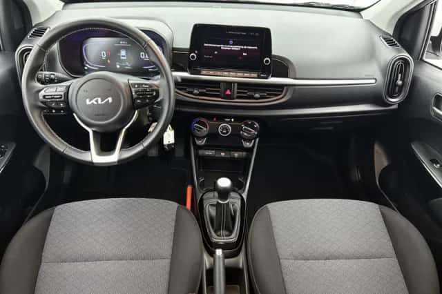 Kia Picanto (2024) thumbnail 4