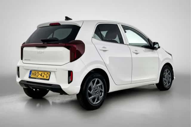 Kia Picanto (2025) thumbnail 2