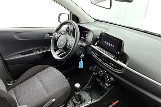 Kia Picanto (2025) thumbnail 6