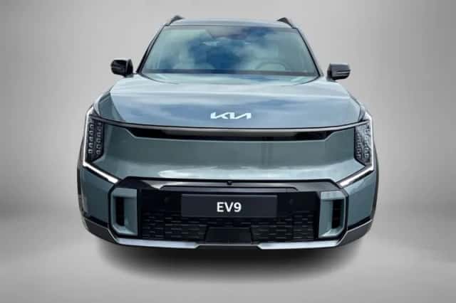 Kia EV9 (2025) thumbnail 2
