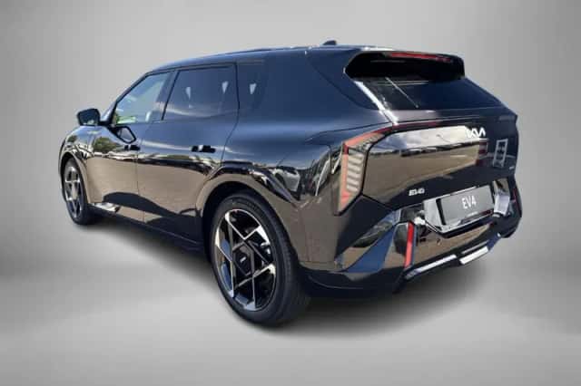 Kia EV4 (2026) thumbnail 3