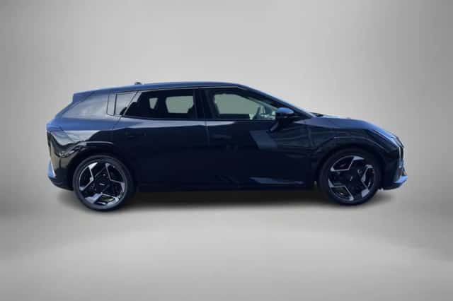 Kia EV4 (2026) thumbnail 6
