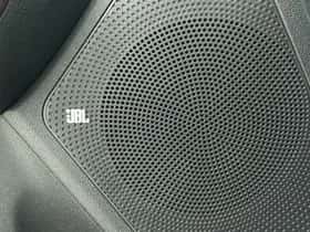 Kia Niro (2019) thumbnail 18