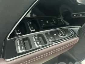 Kia Niro (2019) thumbnail 23