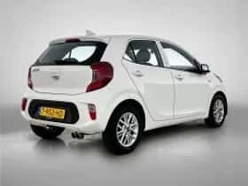Kia Picanto (2023) thumbnail 3