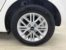 Kia Picanto (2023) thumbnail 22