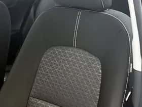 Kia Picanto (2023) thumbnail 30