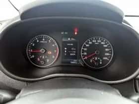 Kia Picanto (2023) thumbnail 6