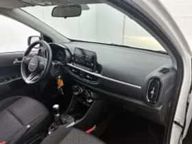 Kia Picanto (2023) thumbnail 7