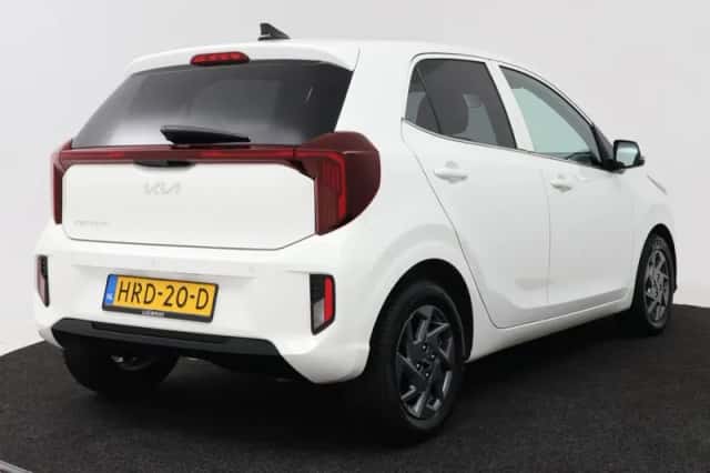 Kia Picanto (2025) thumbnail 2