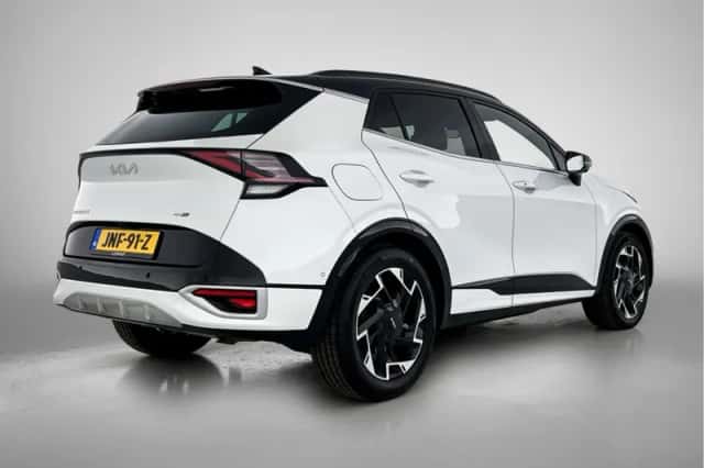 Kia Sportage (2022) thumbnail 2