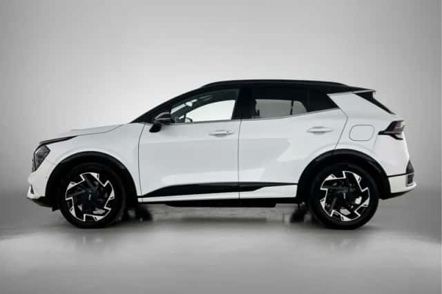 Kia Sportage (2022) thumbnail 3