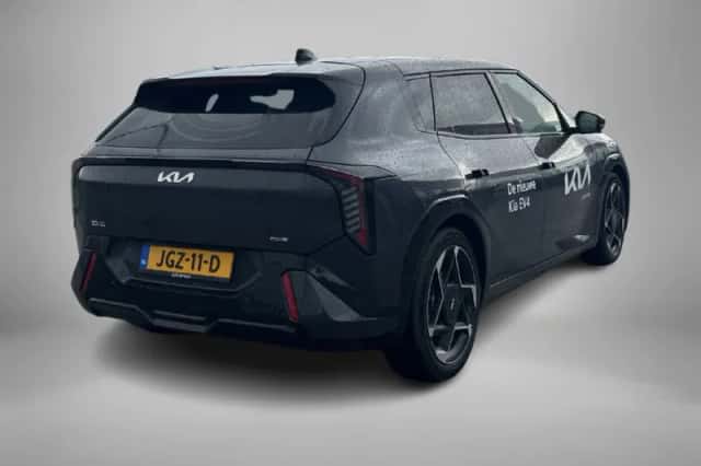 Kia EV4 (2025) thumbnail 2