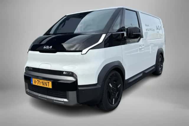 Kia PV5 (2025) thumbnail 1