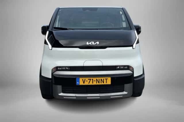 Kia PV5 (2025) thumbnail 2