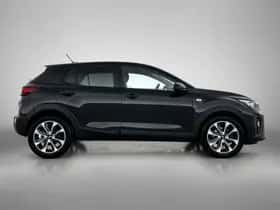 Kia Stonic (2018) thumbnail 11