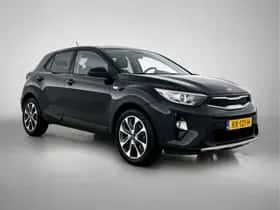 Kia Stonic (2018) thumbnail 12