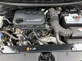 Kia Stonic (2018) thumbnail 27